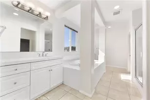 22046 Halsted St, Chatsworth, CA 91311 - Photo 21