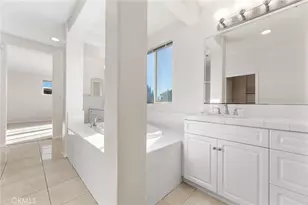22046 Halsted St, Chatsworth, CA 91311 - Photo 23