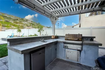 28604 Foothill, Saugus, CA 91350 - Photo 13