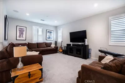 28604 Foothill, Saugus, CA 91350 - Photo 31