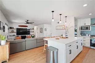 27834 Parkvale Dr, Saugus, CA 91350 - Photo 19