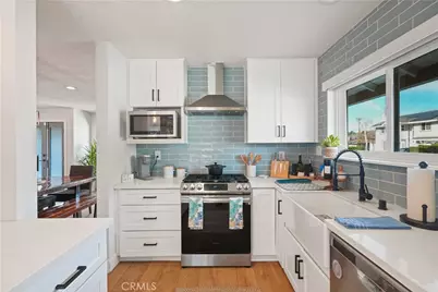 27834 Parkvale Drive, Saugus, CA 91350 - Photo 15