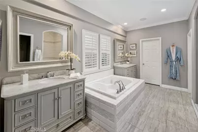 27038 Edgewater Lane, Valencia, CA 91355 - Photo 35