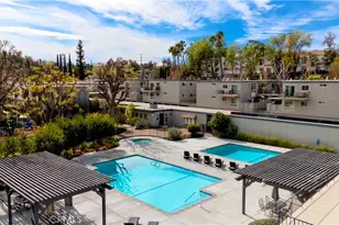 22131 Oxnard St, Woodland Hills, CA 91367 - Photo 21