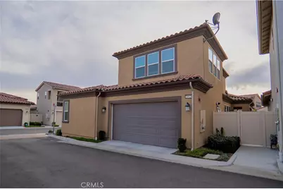 20525 Martingale, Saugus, CA 91350 - Photo 5