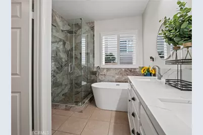 28532 Agajanian, Saugus, CA 91390 - Photo 23