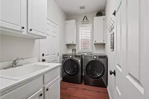 28532 Agajanian, Saugus, CA 91390 - Photo 15