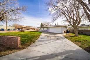 2000 Shasta St, Mojave, CA 93501 - Photo 3