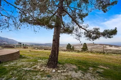 27811 Jubilee Run Rd, Juniper Hills, CA 93553 - Photo 19