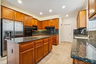 26013 Twain Pl, Stevenson Ranch, CA 91381 - Photo 7