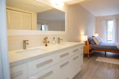 950 N Kings #245, West Hollywood, CA 90069 - Photo 11