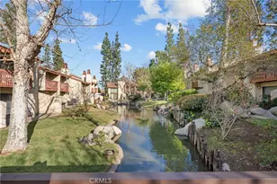 21551 Burbank, Woodland Hills, CA 91367 - Photo 43