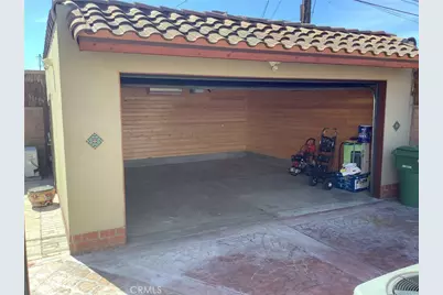 730 W 109th, Los Angeles, CA 90044 - Photo 9