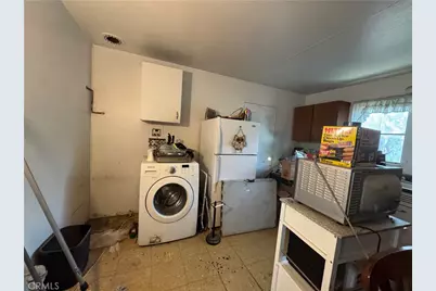 13841 Carson, Trona, CA 93562 - Photo 5