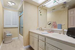 17210 Midwood Dr, Granada Hills, CA 91344 - Photo 33