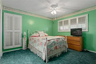17210 Midwood Dr, Granada Hills, CA 91344 - Photo 29