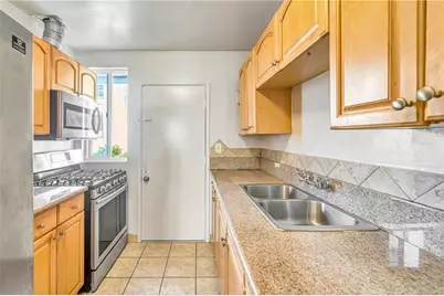 5741 Clemson, Los Angeles, CA 90016 - Photo 13