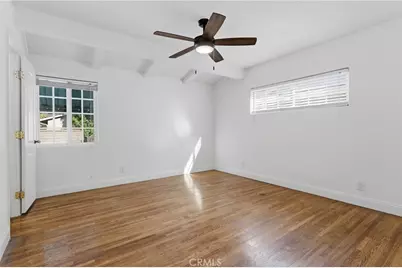 22727 Collins Street, Woodland Hills, CA 91367 - Photo 15