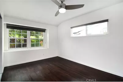 22029 Mulholland Way, Woodland Hills, CA 91364 - Photo 17