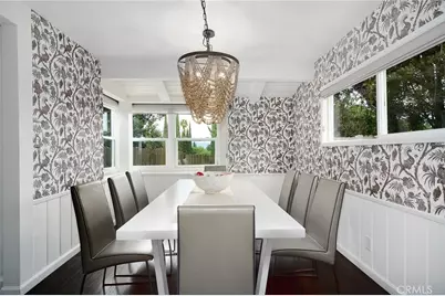 22029 Mulholland Way, Woodland Hills, CA 91364 - Photo 7