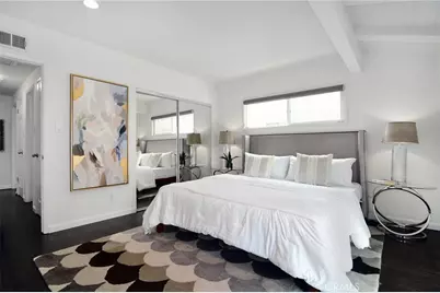 22029 Mulholland Way, Woodland Hills, CA 91364 - Photo 15