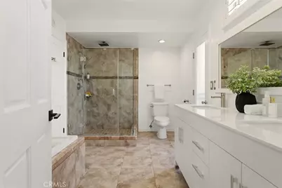 6020 Neddy Avenue, Woodland Hills, CA 91367 - Photo 19