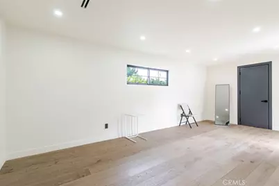 6849 Firmament Avenue, Van Nuys, CA 91406 - Photo 27