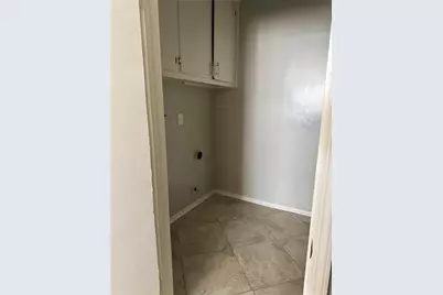 18301 Chatsworth Street, Porter Ranch, CA 91326 - Photo 15