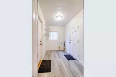 18649 Chase, Northridge, CA 91324 - Photo 15