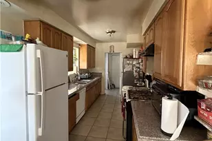 18800 Arminta, Reseda, CA 91335 - Photo 11