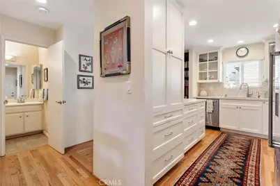 12380 Chandler #D, Valley Village, CA 91607 - Photo 9