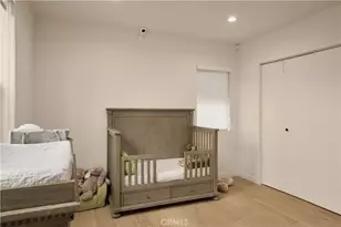 13916 La Maida St, Sherman Oaks, CA 91423 - Photo 17