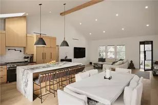 13916 La Maida St, Sherman Oaks, CA 91423 - Photo 3