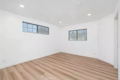 18435 Keswick Street #10, Reseda, CA 91335 - Photo 23