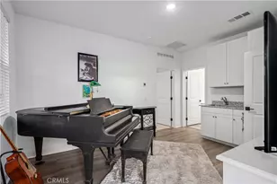 8812 W Dale Dr, Lancaster, CA 93536 - Photo 29