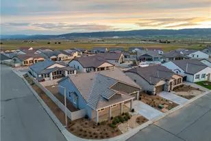 8812 W Dale Dr, Lancaster, CA 93536 - Photo 45