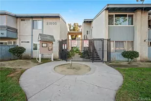 21800 Schoenborn St, Canoga Park, CA 91304 - Photo 13