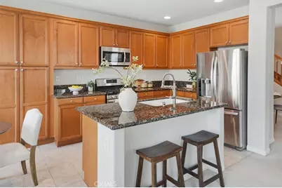 19345 Laroda Lane, Saugus, CA 91350 - Photo 13