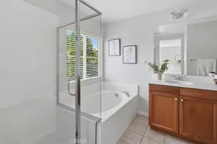 19345 Laroda Ln, Saugus, CA 91350 - Photo 23