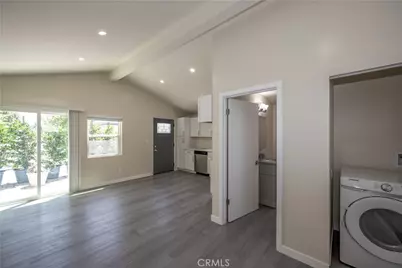 6637 Radford Avenue, North Hollywood, CA 91606 - Photo 9