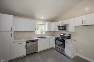 6637 Radford Ave, North Hollywood, CA 91606 - Photo 7