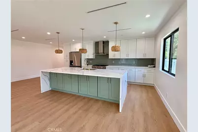 22130 Gault Street, Canoga Park, CA 91303 - Photo 15