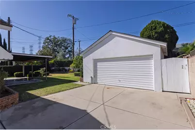 11431 Valjean Avenue, Granada Hills, CA 91344 - Photo 21