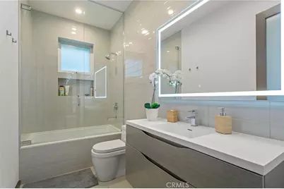 15641 Meadowgate, Encino, CA 91436 - Photo 31