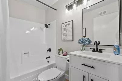 22666 Matana, Saugus, CA 91350 - Photo 37