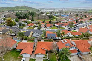 27864 Wakefield, Castaic, CA 91384 - Photo 27