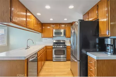 27864 Wakefield, Castaic, CA 91384 - Photo 11