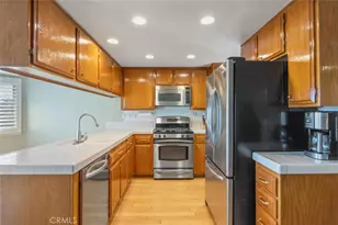 27864 Wakefield, Castaic, CA 91384 - Photo 11