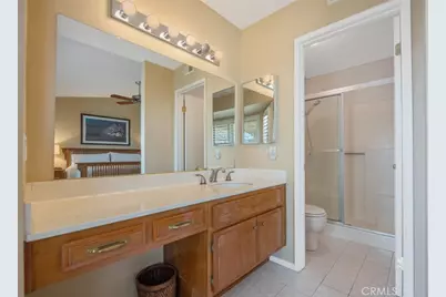 27864 Wakefield, Castaic, CA 91384 - Photo 17