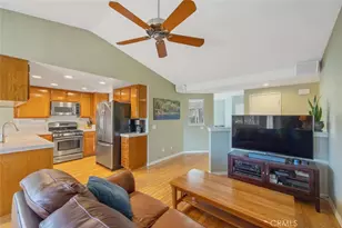 27864 Wakefield, Castaic, CA 91384 - Photo 9